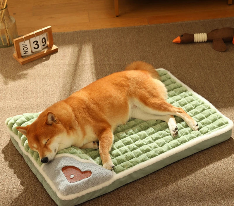 Lit traversin moelleux avec housse lessivable